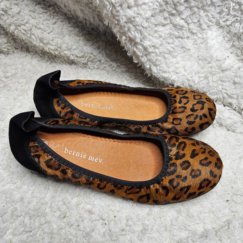 Bernie Mev Leopard‎ Print Comfortable Flats sz 38